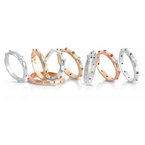 Humilis yellow gold rosary ring