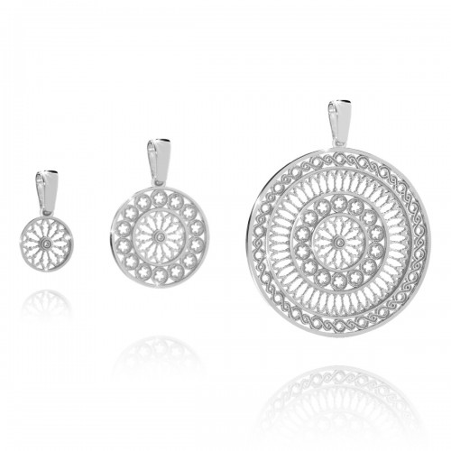 Rose window pendant white gold
